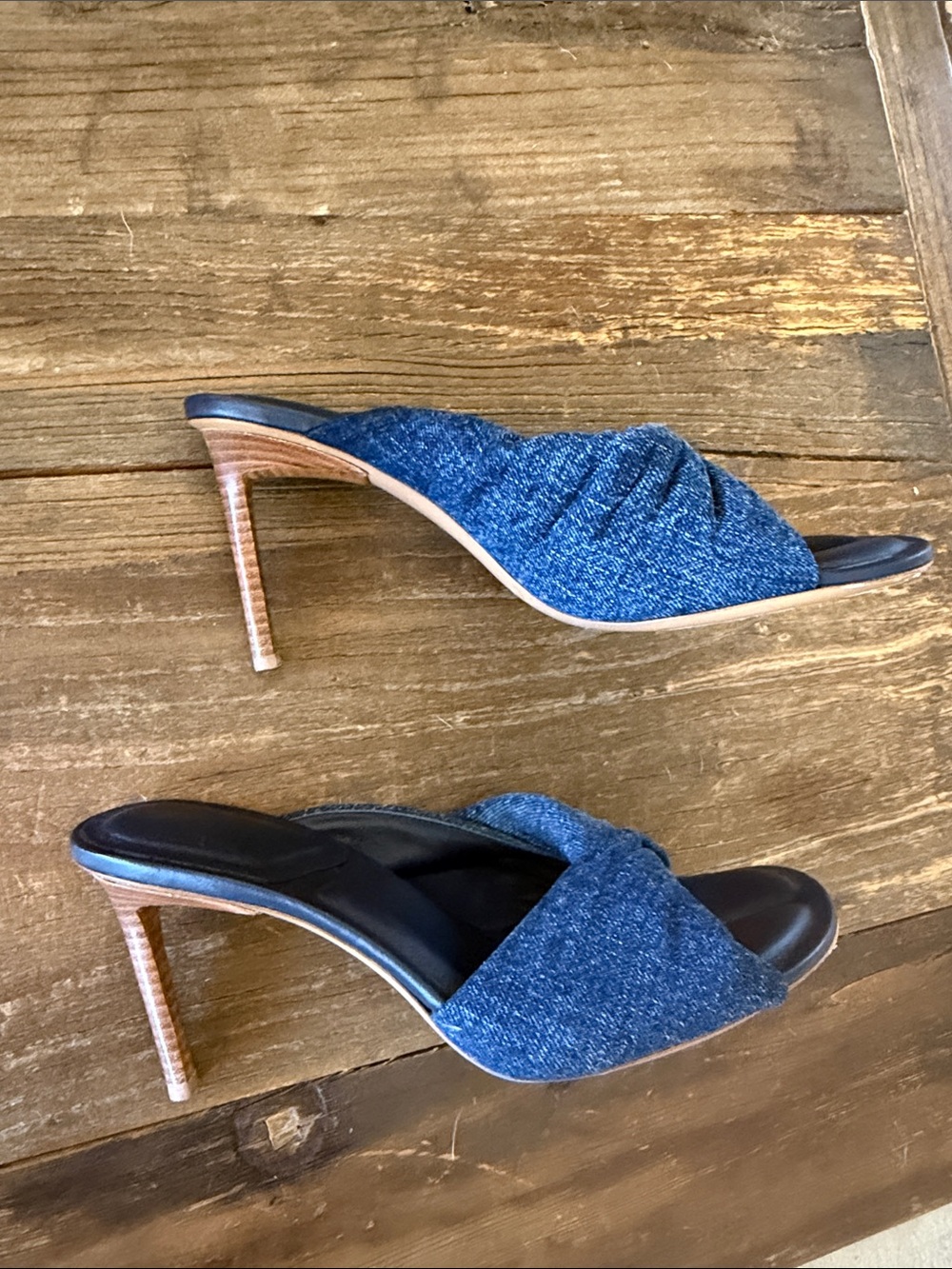 Jacquemus Denim heels